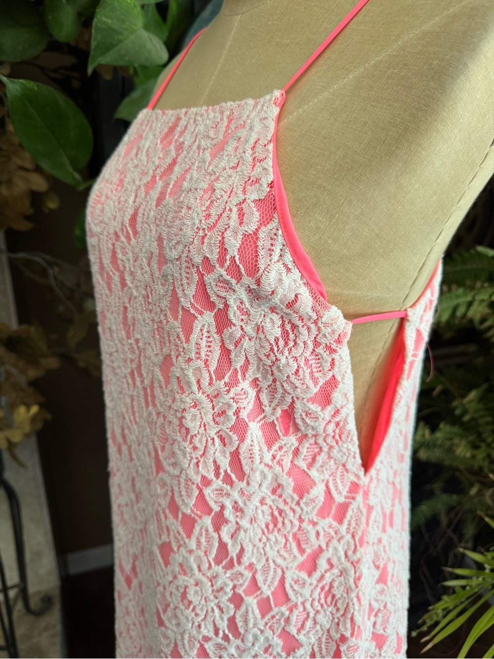 Anthropologie Lace Overlay Mini Dress 80s Inspired Party Barbiecore - Picture 7 of 15